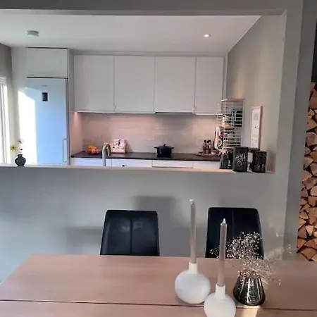 Apartment Modern And With Charming Garden